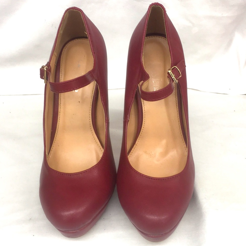 Bella Marie platform heels ladies sz 7